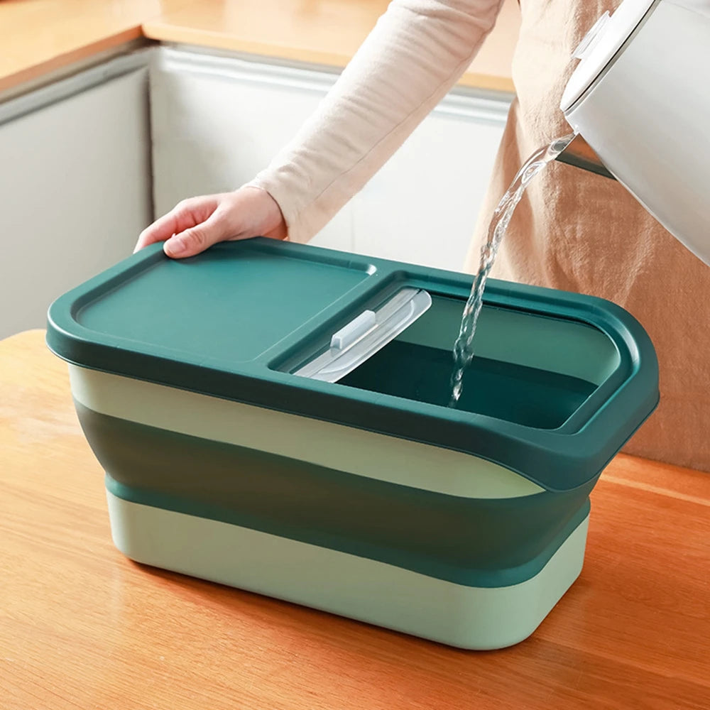 Collapsible Pet Food Container