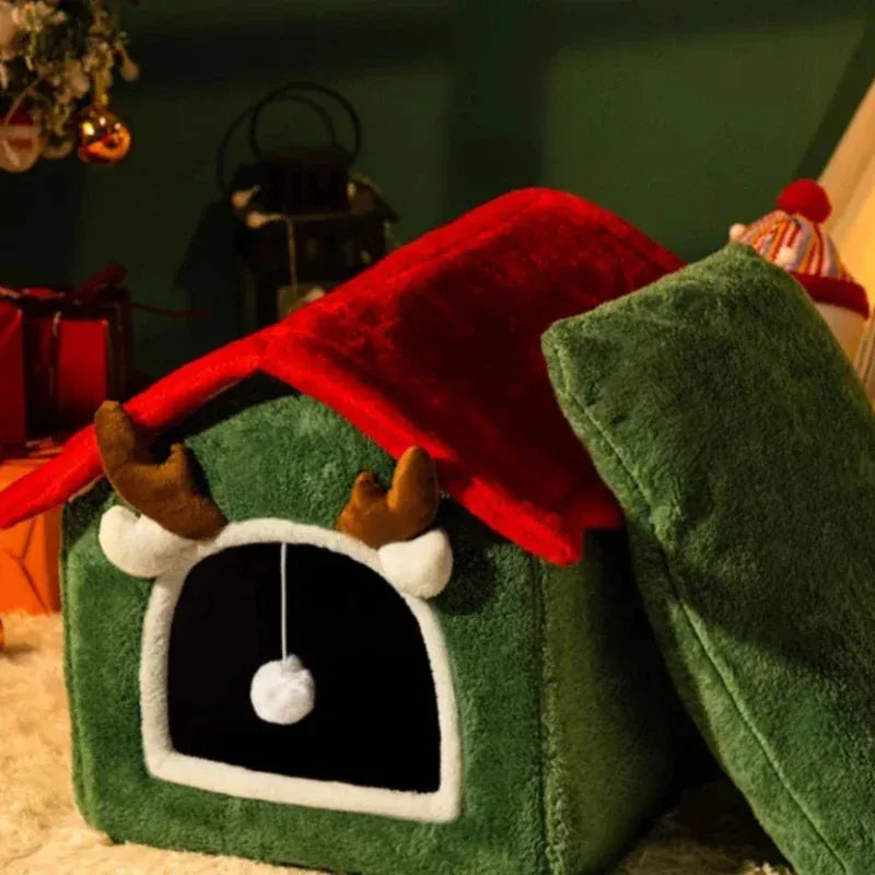 TechnuPet Cat Houses Foldable Christmas Cat House Bed