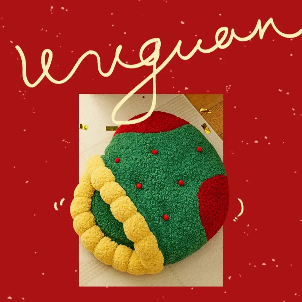 Semi-Closed Christmas Tree Cat & Dog Bed