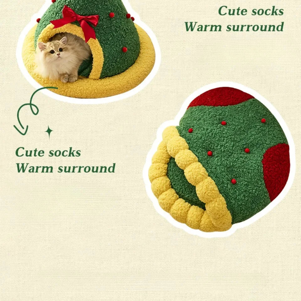 Semi-Closed Christmas Tree Cat & Dog Bed