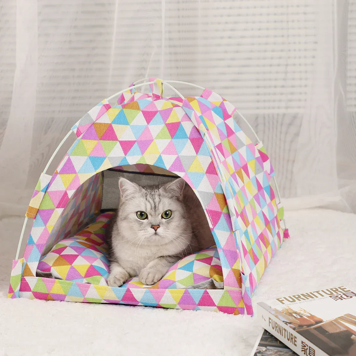TechnuPet Cat Bed Winter Clamshell Cat Tent Bed
